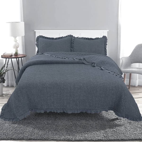 Avanti Charlotte Quilt Set - image 