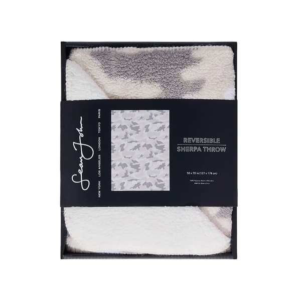 Sean John Blush Camo Throw Blanket