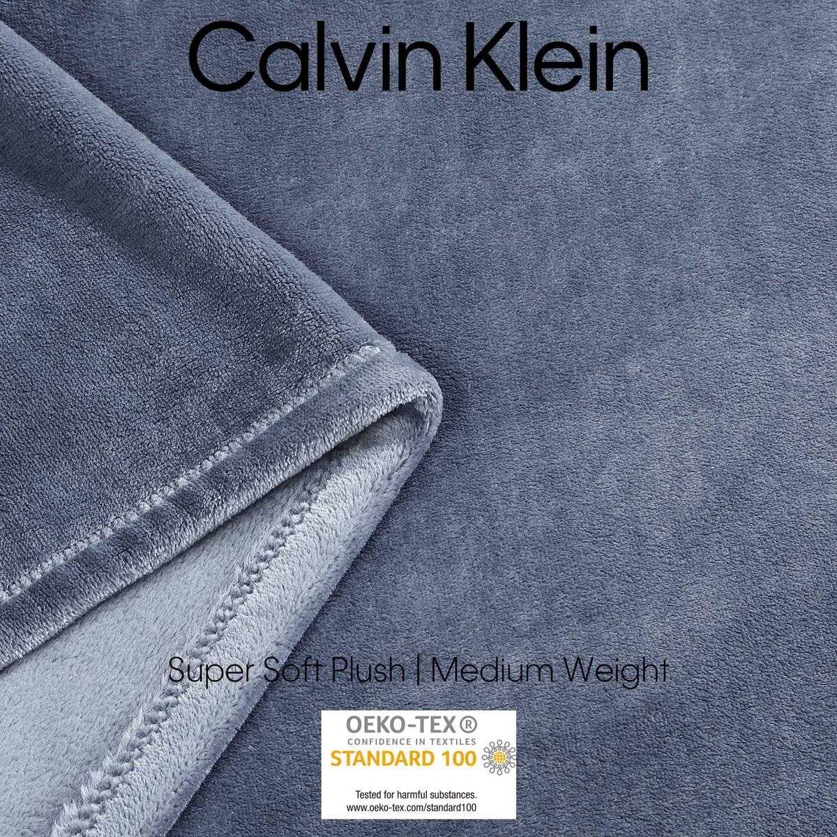 Calvin Klein Solid Plush Blanket