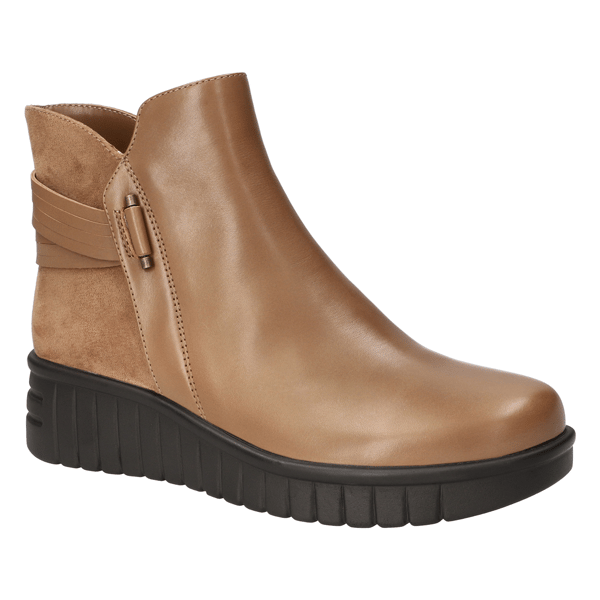 Womens Bella Vita Sueann Platform Ankle Boots