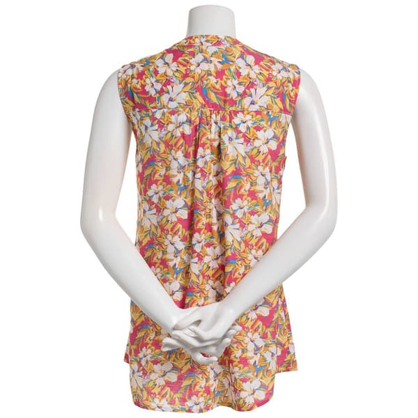 Petite Notations Sleeveless Floral Pleated Blouse