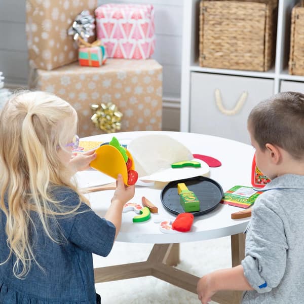 Melissa & Doug&#174; Fill & Fold Taco & Tortilla Set