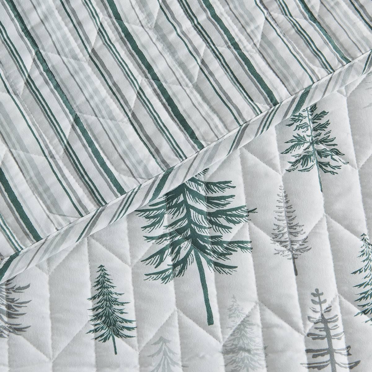 FreshFolds Matthew 3pc. Reversible Trees & Striped Quilt Set