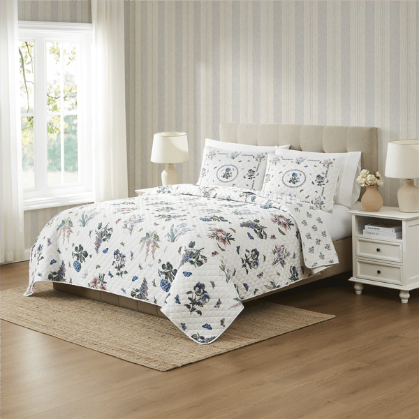 Portmeirion® Botanic Garden Reversible Quilt Set