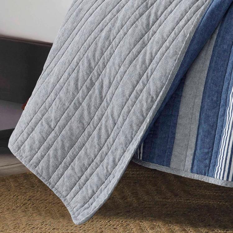 Nautica Saltmarsh 136 Thread Count Reversible Quilt Set