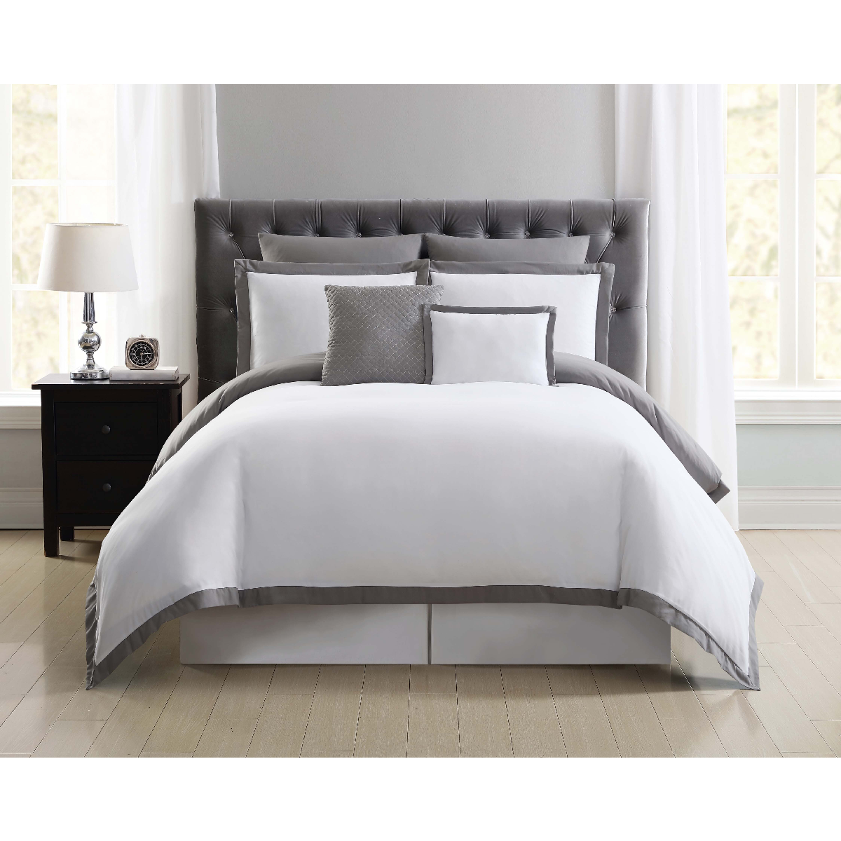 Truly Soft Everyday Hotel Border 7pc. Duvet Set