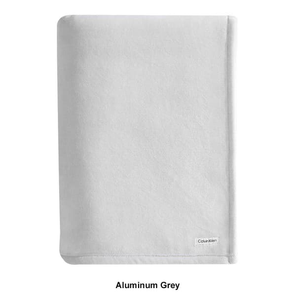 Calvin Klein Solid Plush Blanket