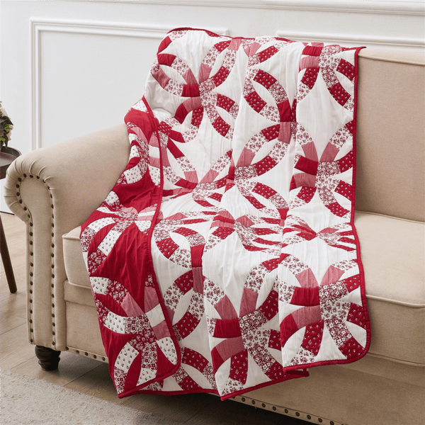 Greenland Home Fashions™ Wedding Ring Reversible Throw Blanket