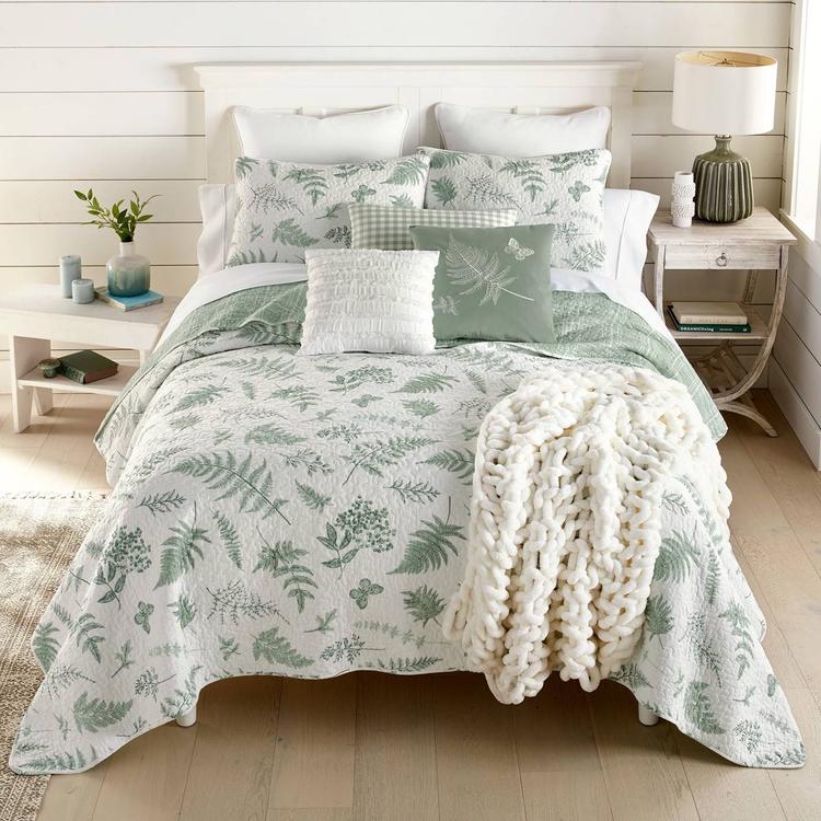 Donna Sharp Botantical Cotton Quilted Bedding Set