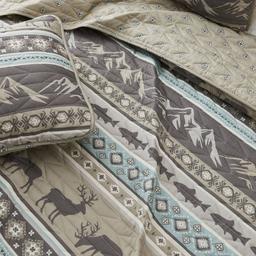FreshFolds Yosemite 3pc. Reversible Wildlife Stripe Quilt Set