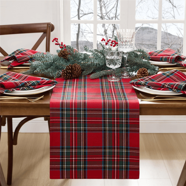 Threadmade Stowe Tartan Holiday Plaid Table Runner