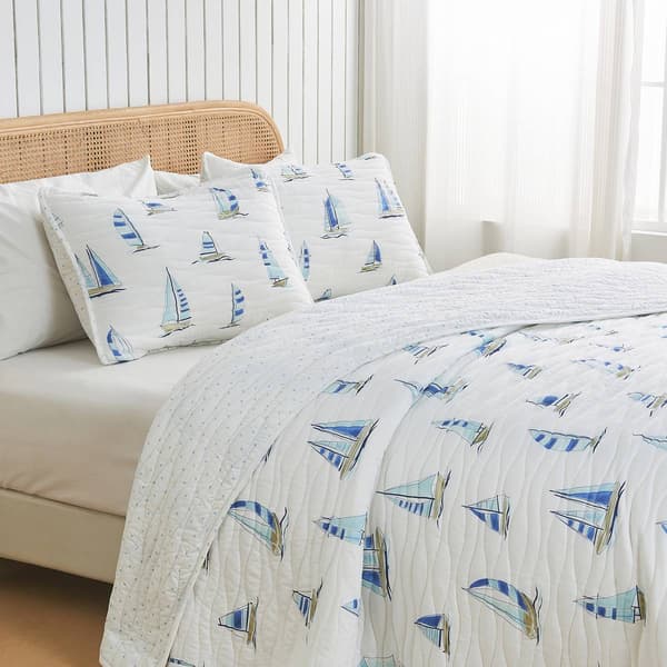 FreshFolds Marzano 3pc. Reversible Boat Quilt Set