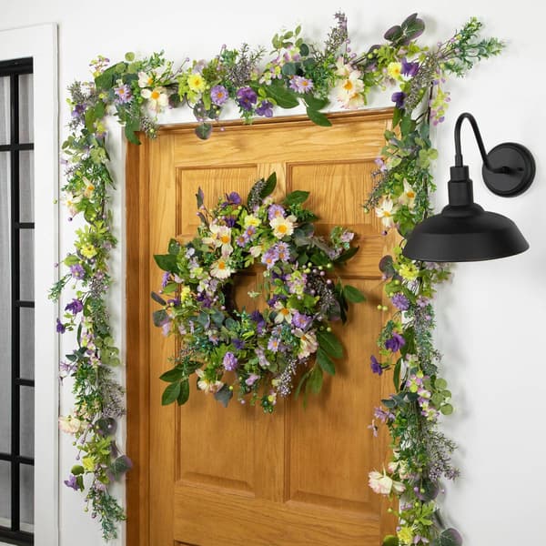 Northlight Seasonal Artificial Daisy & Mixed Foliage Wreath