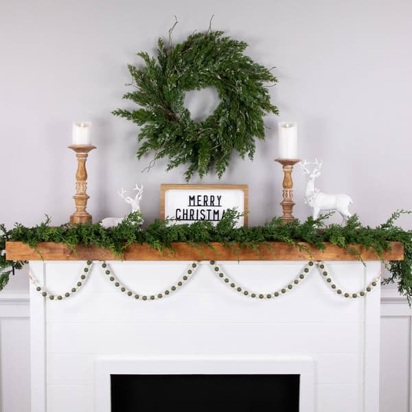 Northlight Seasonal 6ft. Green & Cream Wooden Beads Garland