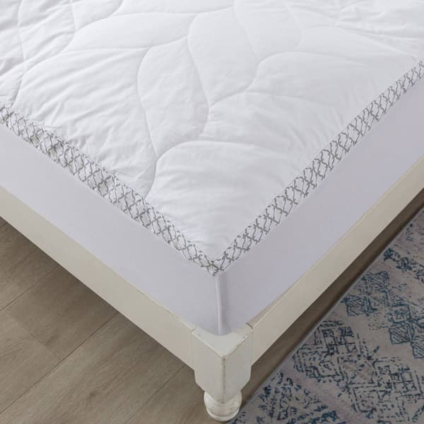 Waverly Quilted Cotton Top with Feather Topper