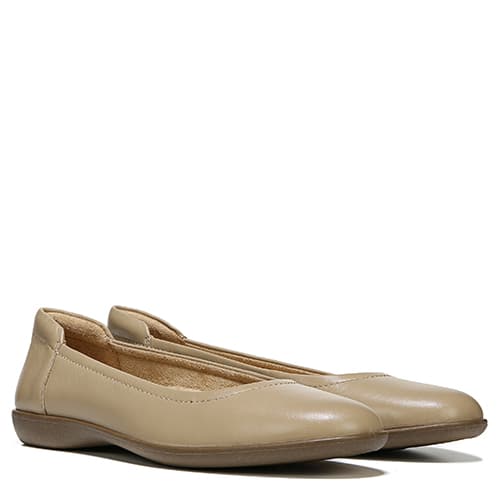 Womens Naturalizer Flexy Flats - image 