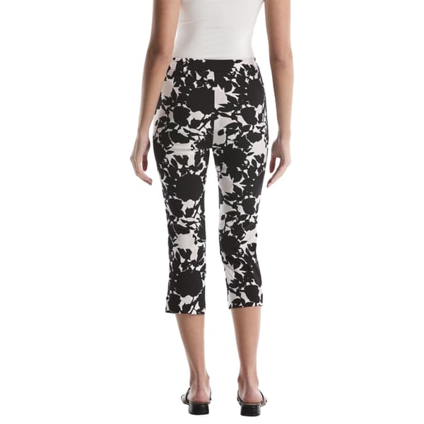 Petite Rafaella® Pull On Floral Capris with Grommet Details