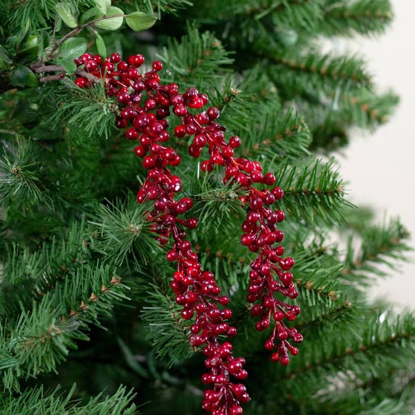 Northlight 23in. Hanging Berries Artificial Christmas Spray