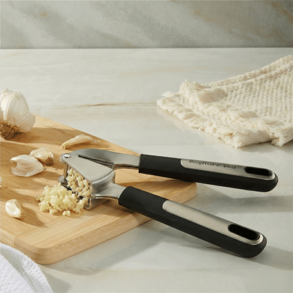 BergHOFF Leo Graphite Garlic Press - image 