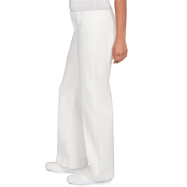 Petite Skye’s the Limit Fresh Start Straight Leg Denim Pants