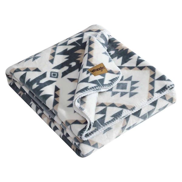 Wrangler Dakota Plush Reversible Throw
