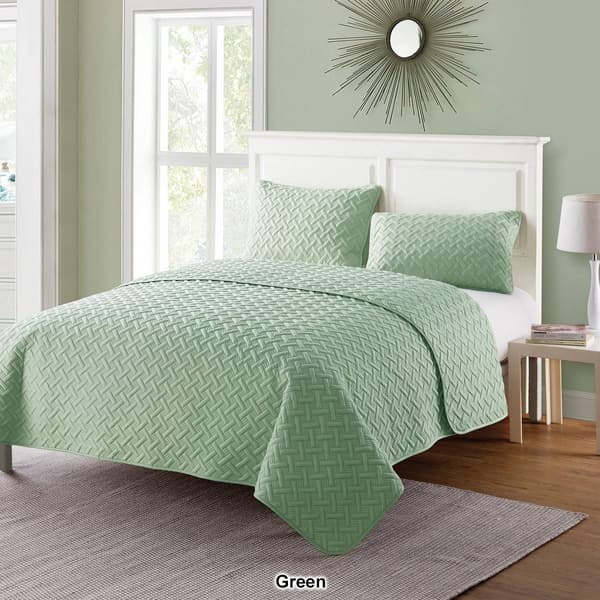 VCNY Home Nina Embossed Basketweave Quilt Set