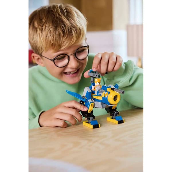 LEGO&#174; Sonic the Hedgehog Cyclone vs. Metal Sonic