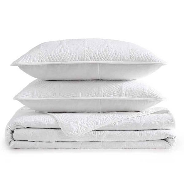 Tommy Bahama Line Palm Reversible Quilt Set