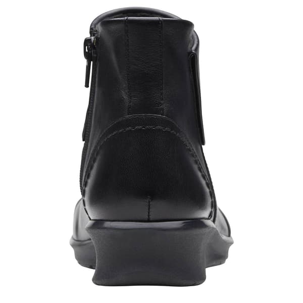 Womens Clarks® Hope Track Ankle Boots