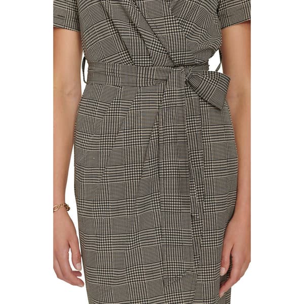 Womens Calvin Klein Short Sleeve Plaid Commuter Tulip Wrap Dress