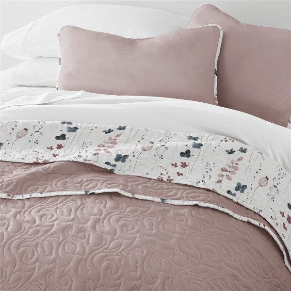 Soft Essentials Ultra Soft Poppy Bloom Reversible Quilt Set