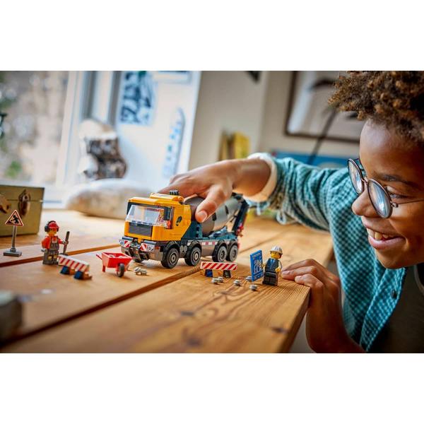 LEGO® City Cement Mixer Building Kit