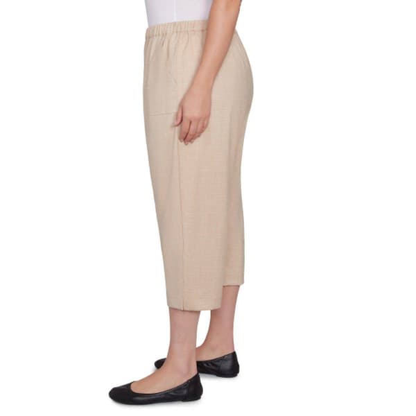 Plus Size Alfred Dunner Catalina Island Patch Pocket Capri Pants