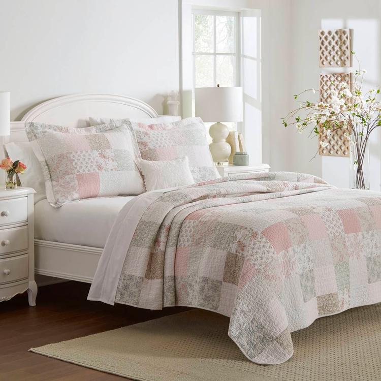 Laura Ashley(R) Celipatchwork 136 Thread Count Reversible Quilt Set
