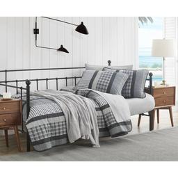 Nautica Gulf Shores 136 Thread Count Reversible Quilt Set