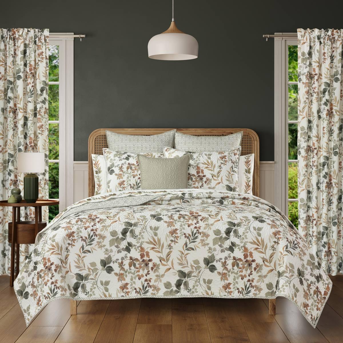 Royal Court Evergreen 2pc. Quilt Set