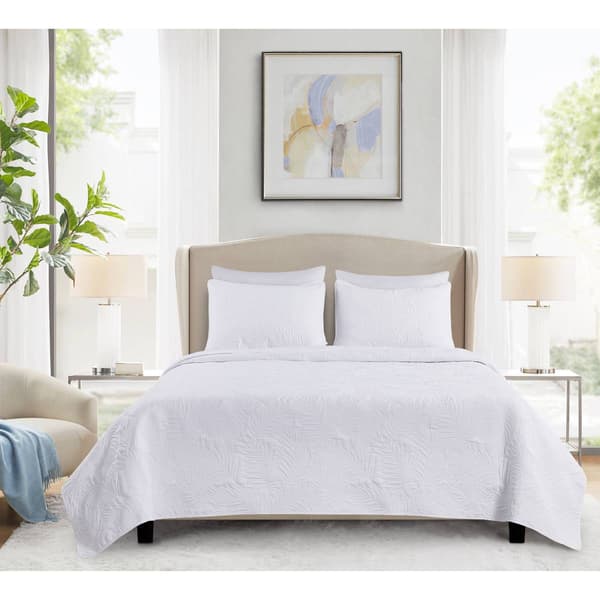 Videri Home Coastal Palm Quilt Set