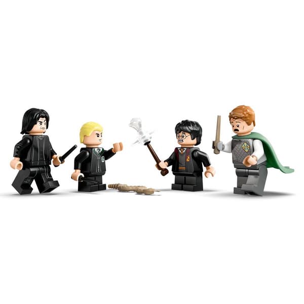 LEGO&#174; Harry Potter Hogwarts Castle Dueling Club