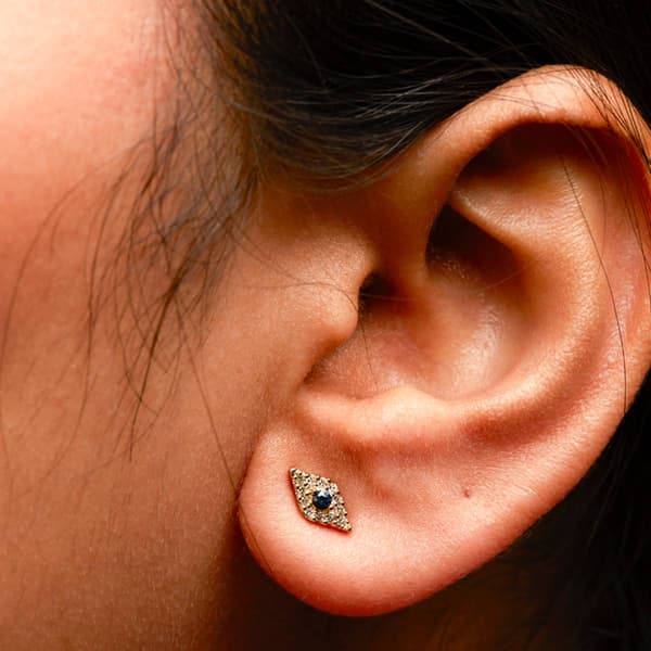 Haus of Brilliance 10kt. Gold Sapphire & Diamond Stud Earrings