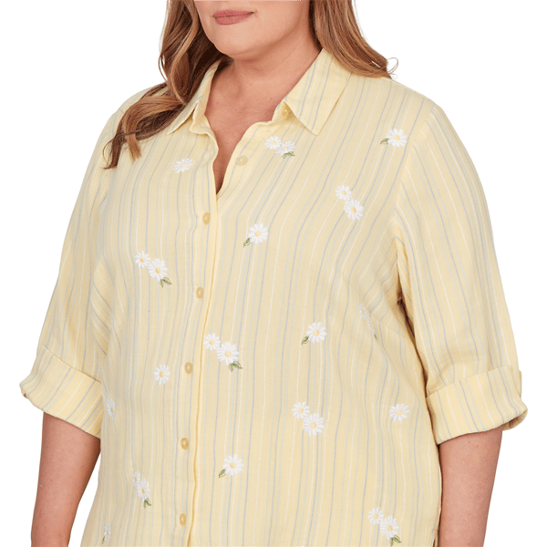 Plus Size Alfred Dunner Out Of The Blue Embroidered Daisy Blouse