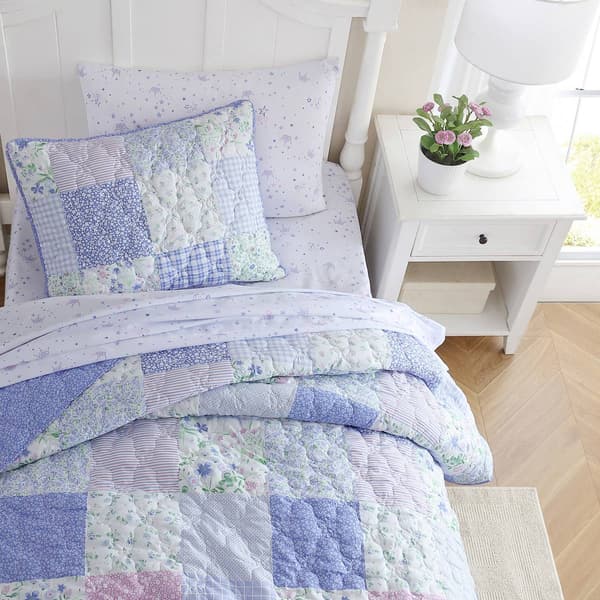 Laura Ashley Parker Patchwork Microfiber Quilt Set