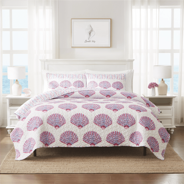 Avanti Scallop Shell Reversible Quilt Set - image 