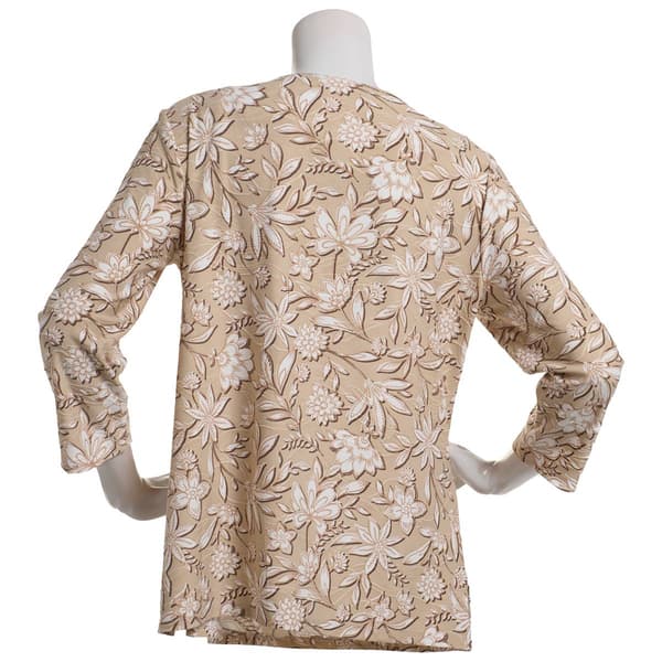 Womens Emily Daniels 3/4 Sleeve Outline Floral Jacquard Blouse