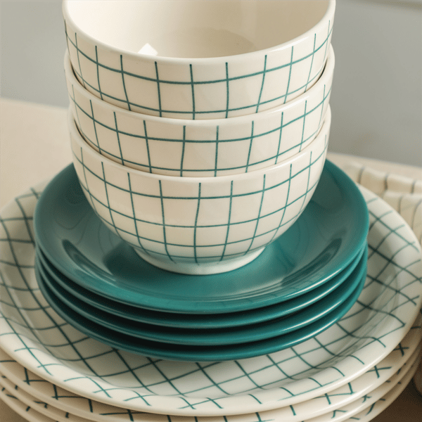 Stone Lain Ash 12pc. Stoneware Dinnerware Set