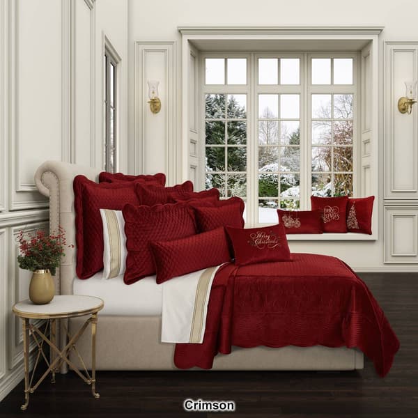 J. Queen New York Marissa Quilt Set