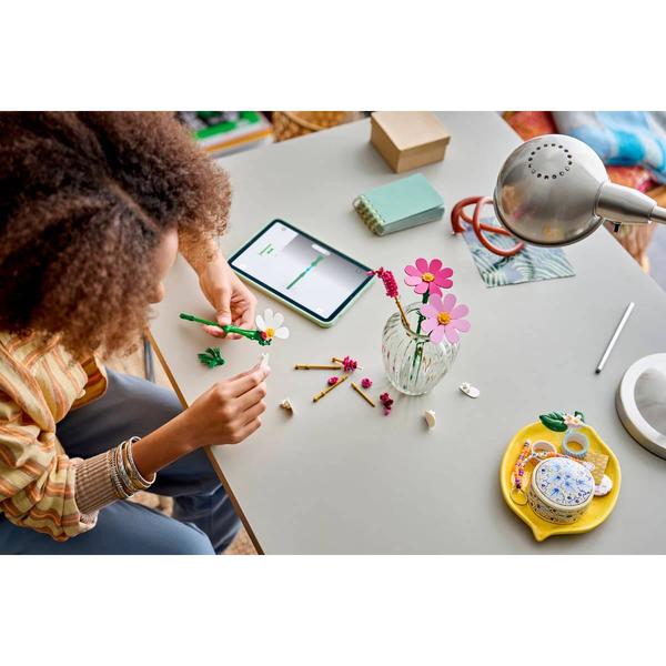 LEGO® Botanicals Comos Flowers