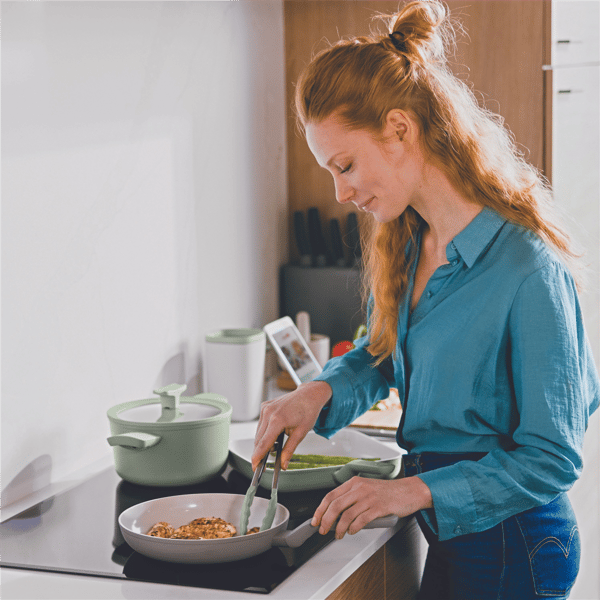 BergHOFF Balance 2pc. Nonstick Ceramic Specialty Cookware Set