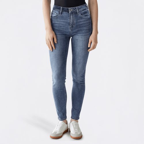 Juniors California Vintage High Rise Skinny Jeans