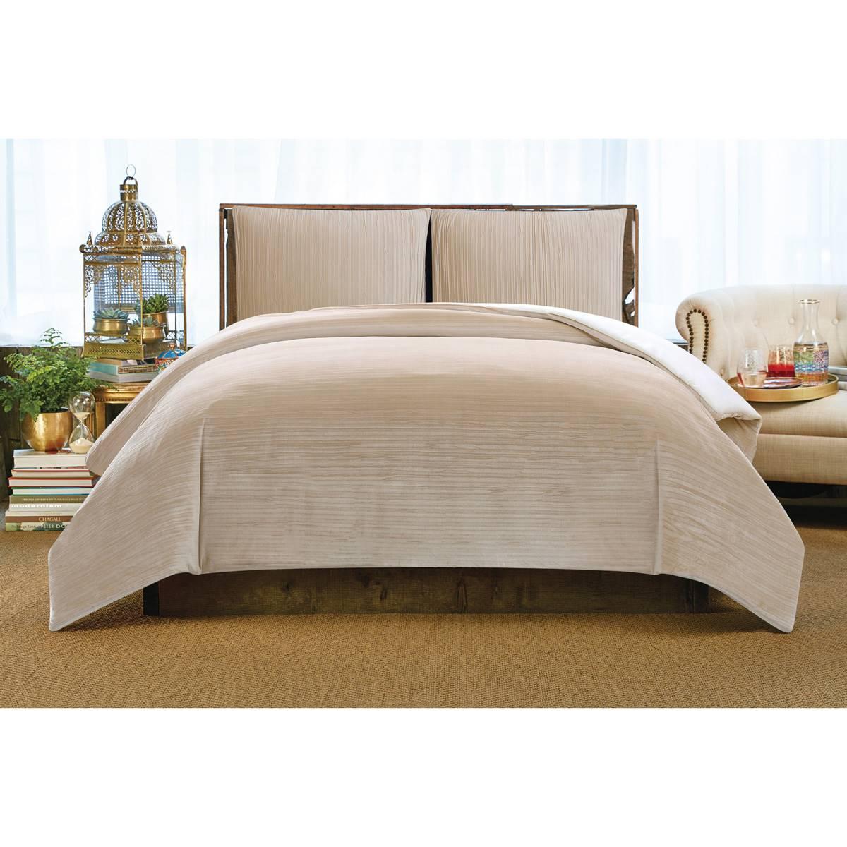 Christian Siriano New York® Crinkle Velvet Duvet Cover Set