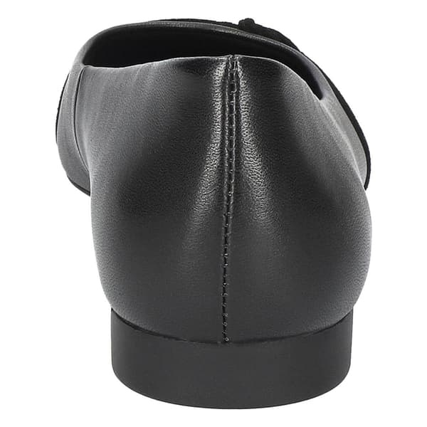 Womens Bella Vita Rhea Pointed Toe Flats